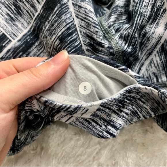 Lululemon Wunder Under Crop II Full-On Luon - Picture 6 of 7